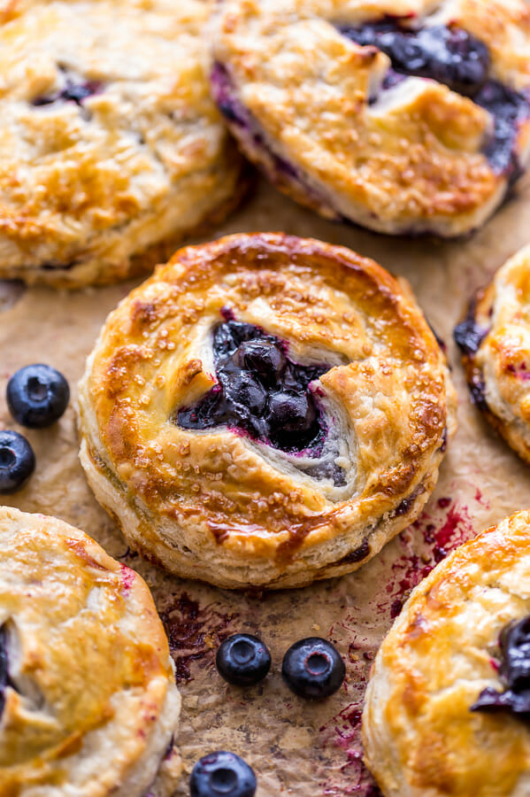 Blueberry Hand Pies - An Easy Blueberry Hand Pie Recipe